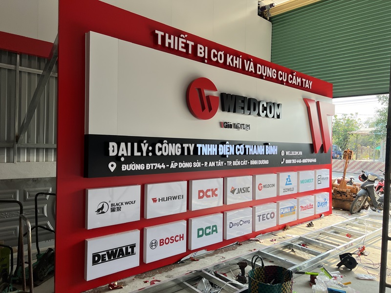 Bảng hiệu alu & chữ nổi