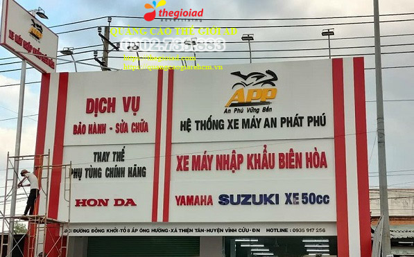 bảng hiệu quảng cáo