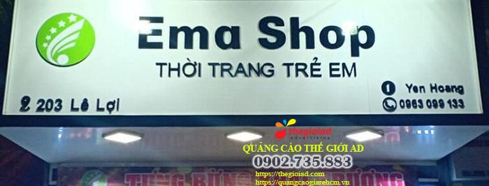 bảng hiệu quần áo trẻ em