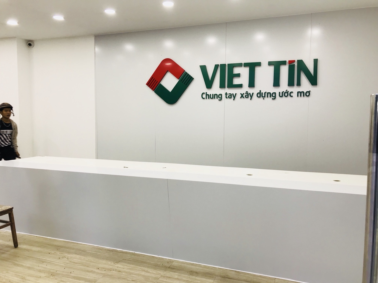 Hình ảnh bảng hiệu trong thư viện công trình Thế Giới AD